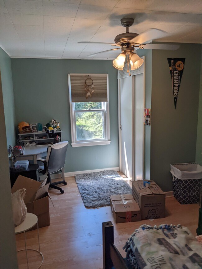 760 Glacier Rd Rental For Rent in Pewaukee, WI