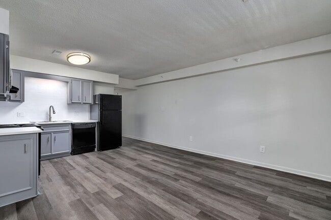 Dogwood - Sala de estar & Kitchen - Magnolia Row