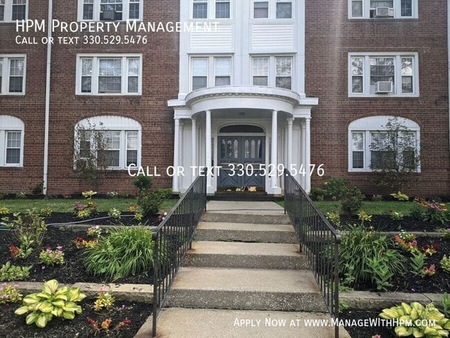 Building Photo - 3363 Warrensville Center Rd Unit GM-212
