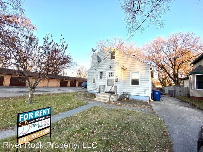 4 br, 2 bath House - 210 11th Street South - 4 br, 2 bath House - 210 11th Street South