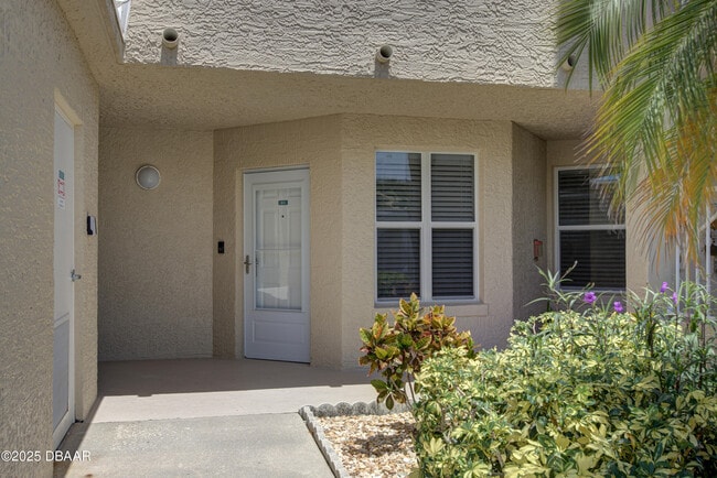 Building Photo - 432 Bouchelle Dr Unit 103