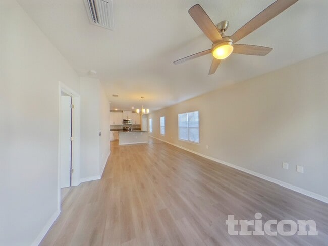 Photo - 11120 High Noon Trl