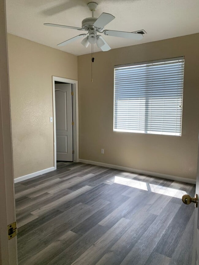 Photo - 6 BR 3 BA 2 Story home available in Visalia now