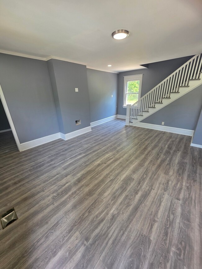 Photo - 1603 Main St
