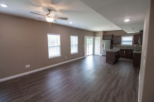 Photo - 2810 Amberwood court