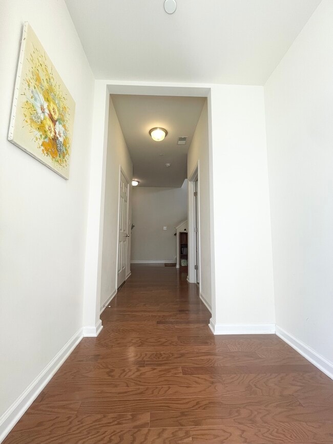 Photo - 332 Redbud Ln
