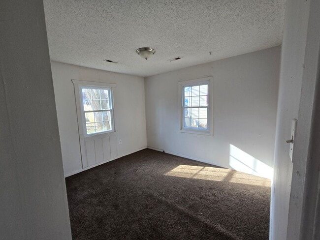 Photo - 3 bed 1 bath house