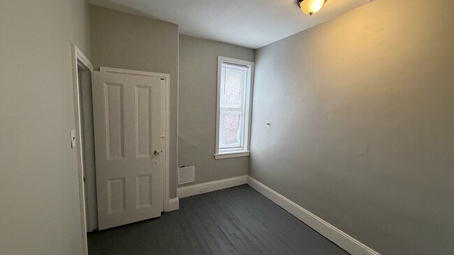 Photo - 2554 N Bouvier St