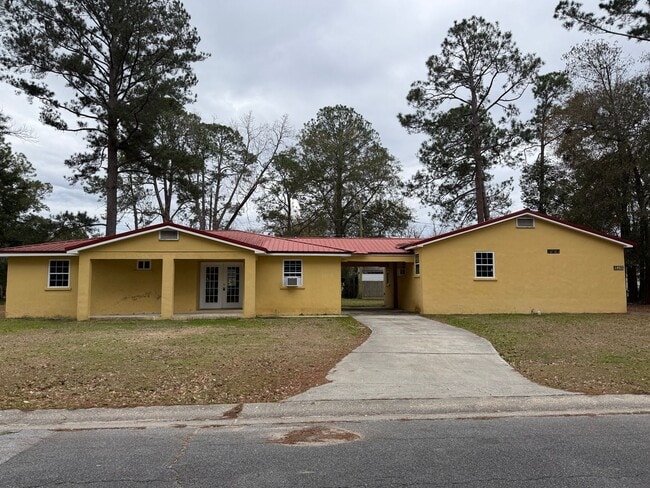 Photo - 1405 Pine St