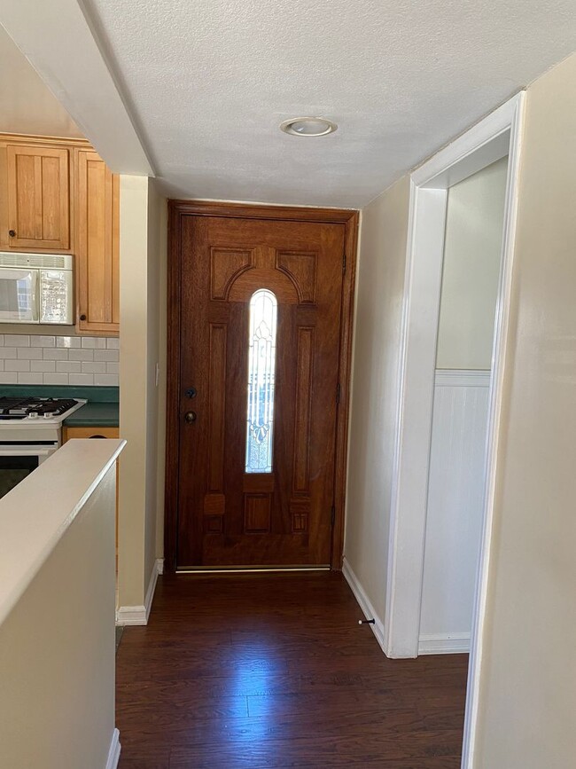 Photo - Beautiful 4 Bedroom Home for Rent in Huntington Beach