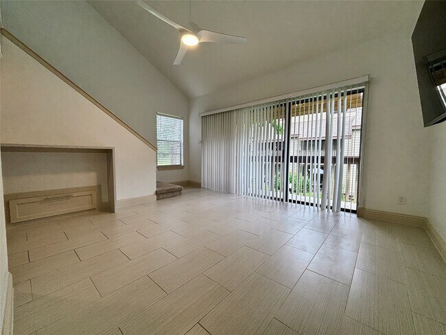 Photo - 12900 Walden Rd Unit 508E
