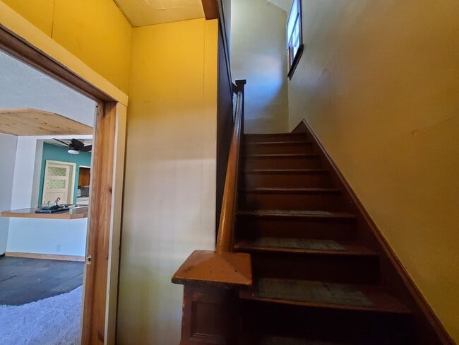 Photo - 1617 University Ave