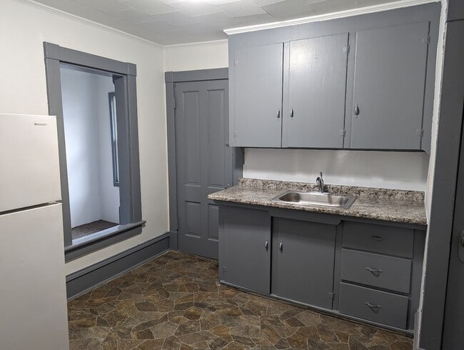 Photo - 299 Randolph St Apartments Unit 299 B
