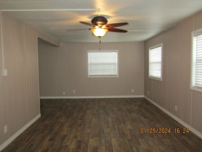 Photo - Very Nice Double Wide Home located in Cach...