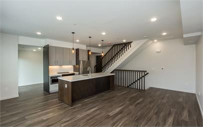 Photo - 525 S Dubuque St