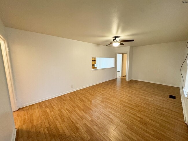 Photo - 3912 Gayle Ave