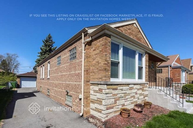 Photo - 9024 S Albany Ave