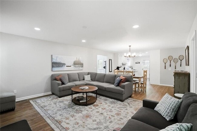 Photo - 112 Trout Lily Trail