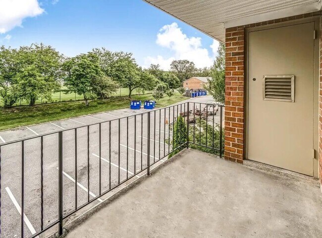 Dunhill North Apartments
