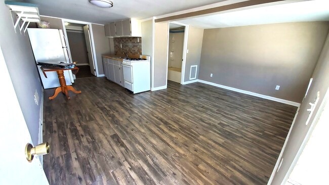 Photo - 920 Kinzler Ave Unit A