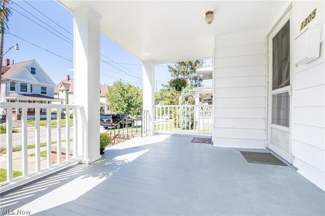 Photo - 1303 Lakeland Ave