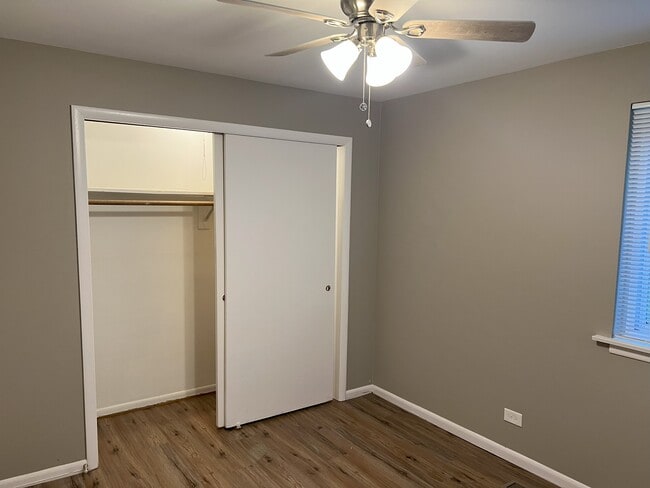 Photo - 2603 Rohlwing Rd