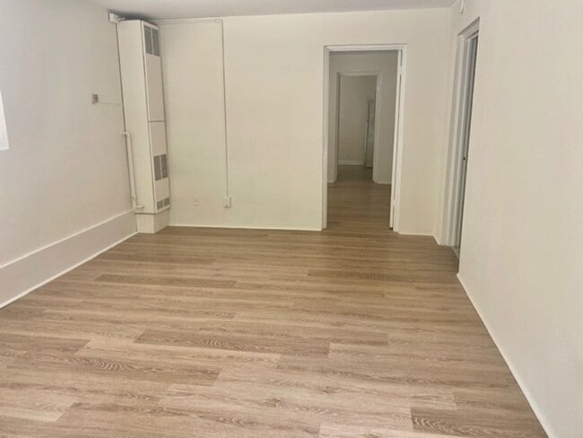 Photo - Charming Renovated 1BR – Water & Parking I...