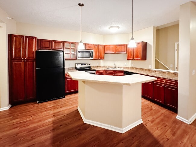 Photo - 649 Old Hwy 8