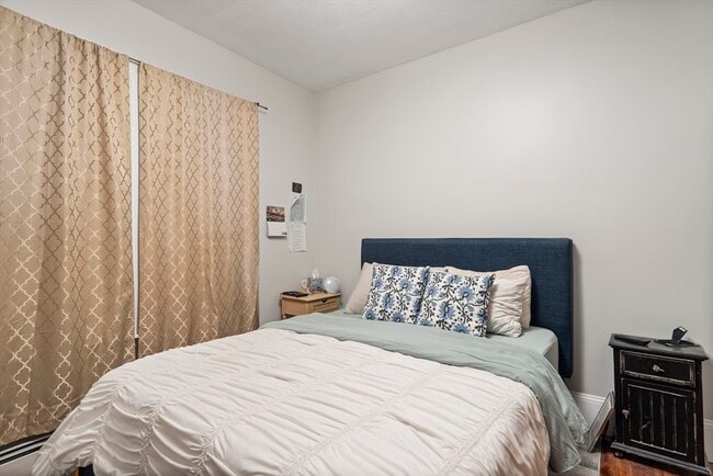 Photo - 194 Emerson St Unit 1