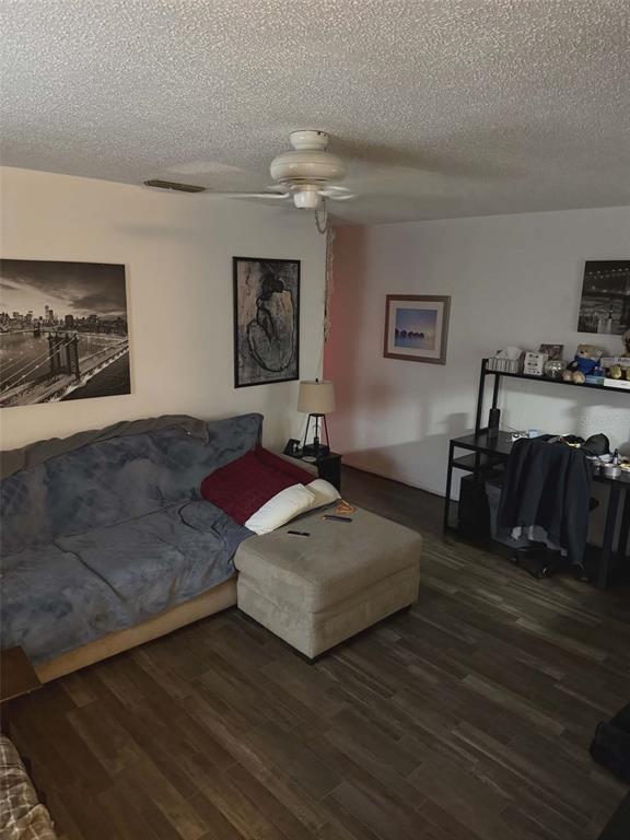 Photo - 3947 Liberty Ave