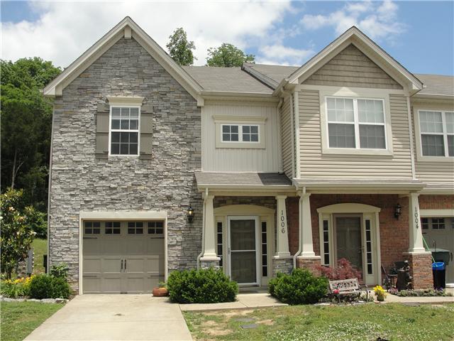 Building Photo - 1014 Chatsworth Dr Rental