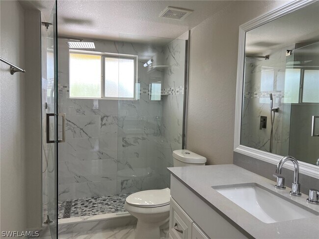 Photo - 8294 Key Royal Cir Unidad 1633