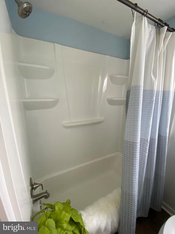 Photo - 425 Weidman Ave