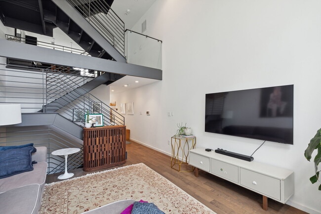 Photo - 1130 S Sydenham St