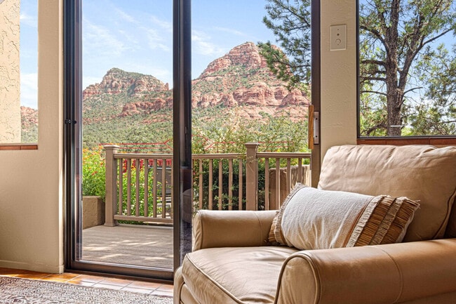 Photo - 177 Juniper Trail Unit SI ID1590584P