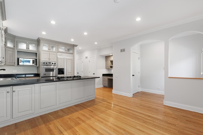 Photo - 2725 N Magnolia Ave