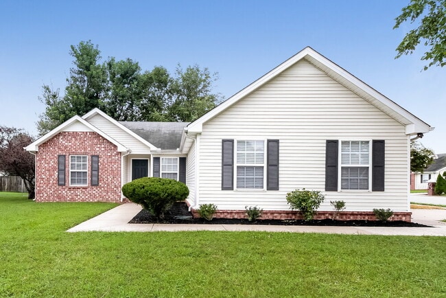 Building Photo - 1339 Macduff Dr