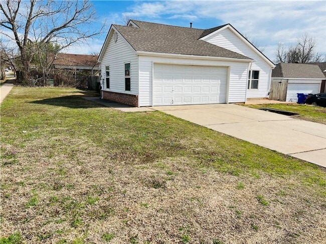 Photo - 3br 2ba home in the Shadowlake Subdivision!!