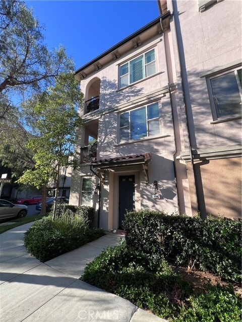 Building Photo - 136 Neptune