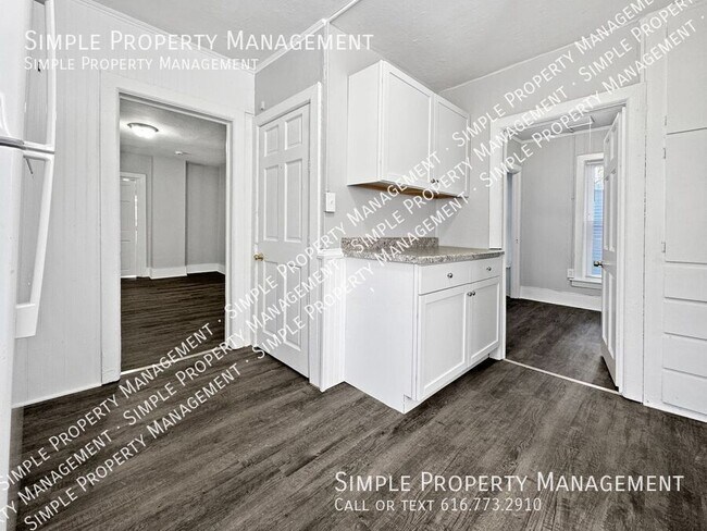 Photo - 928 Chatham St NW Unit 2