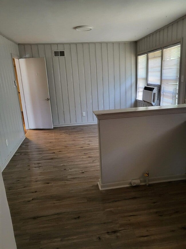 Photo - 1601 Haywood Ave