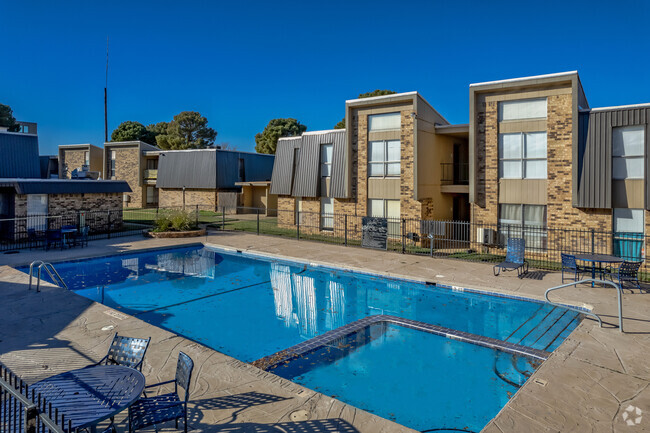 Building Photo - Lubbock Square Apartments