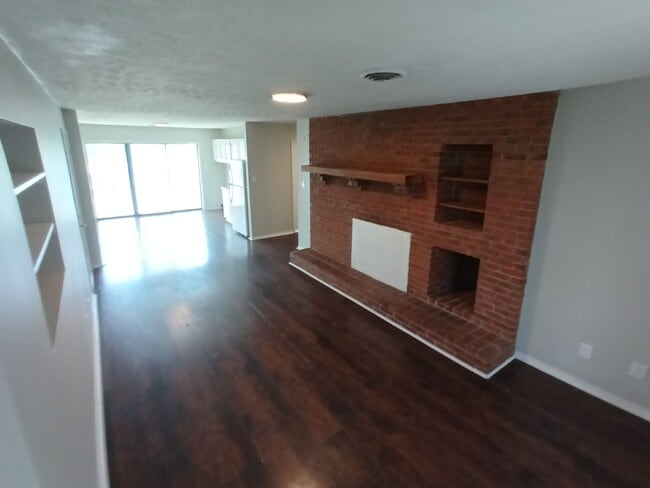 Photo - 36 Brianfield Dr Unit D