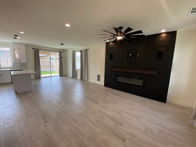 Photo - Charming home located in Arbor Gates community. Coming soon!