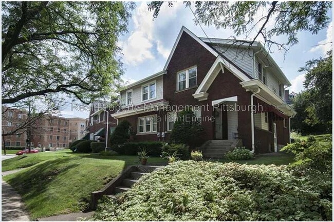 Building Photo - 107 N Meadowcroft Ave