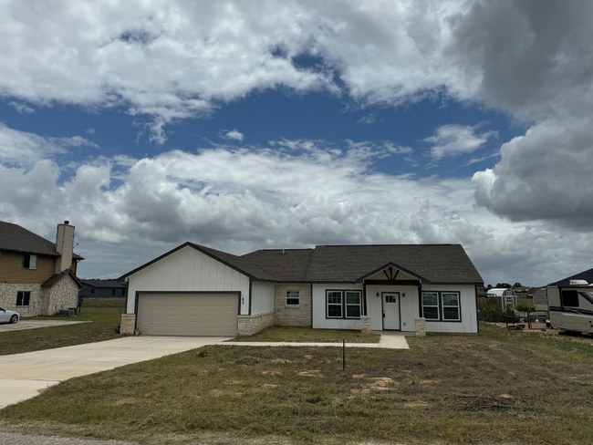 Photo - 180 Turnberry Dr