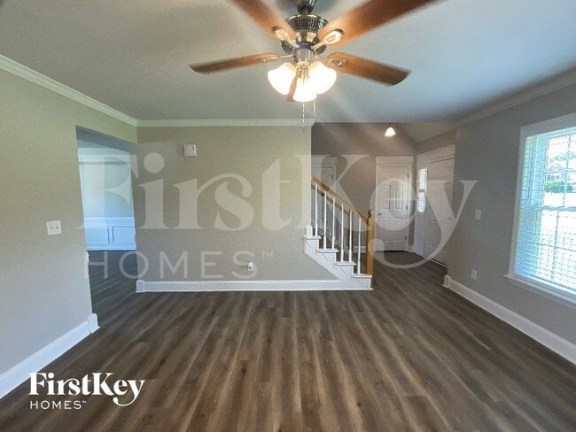 128 N High Field Rd