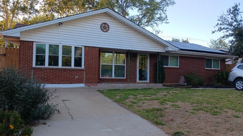 Photo - 1614 Harley Dr