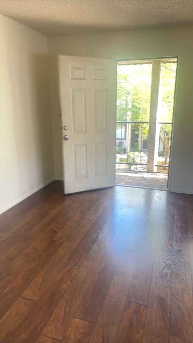 Photo - 700 W University Dr