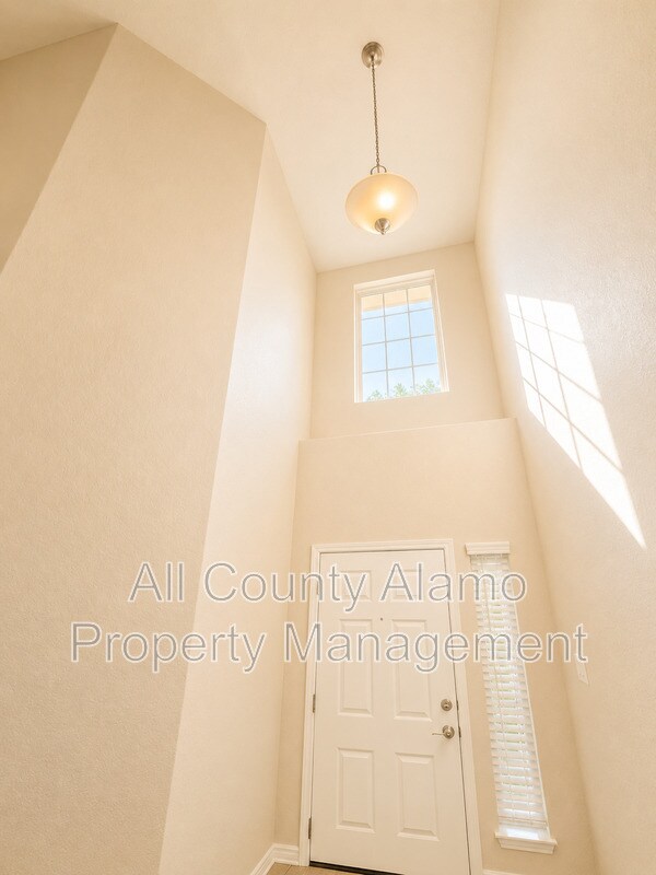 Photo - 13710 Aria Cv
